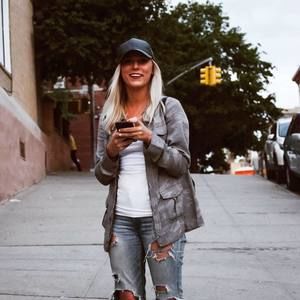 Meet your Posher, Jenna